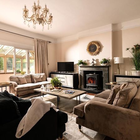 Vila Downwood Vineyard Manor In Idyllic Countryside Blandford Forum Exteriér fotografie