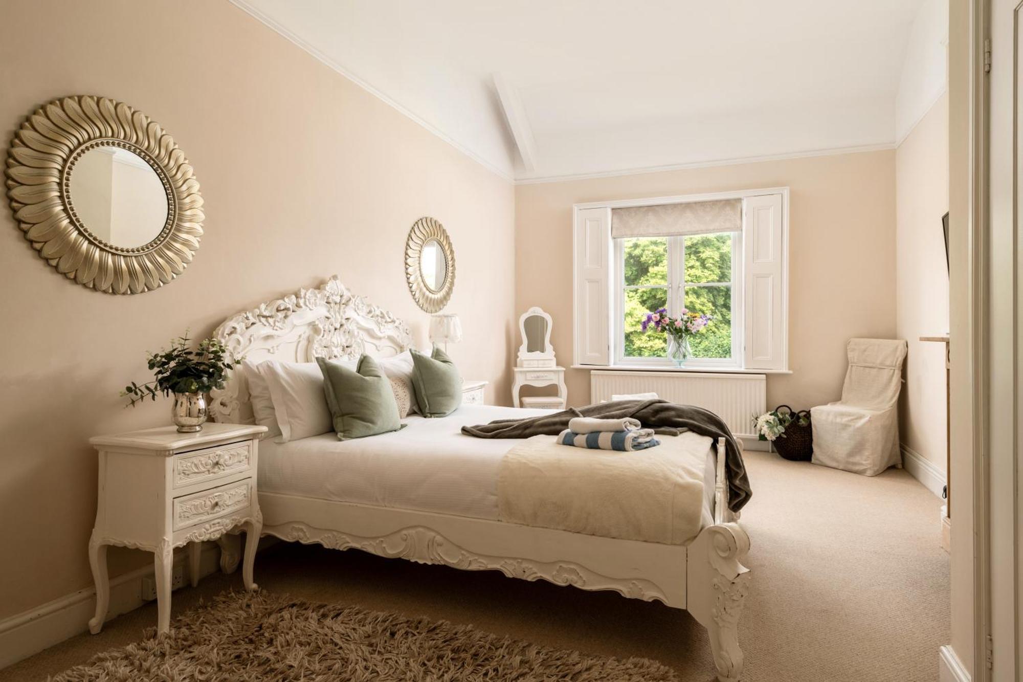Vila Downwood Vineyard Manor In Idyllic Countryside Blandford Forum Exteriér fotografie