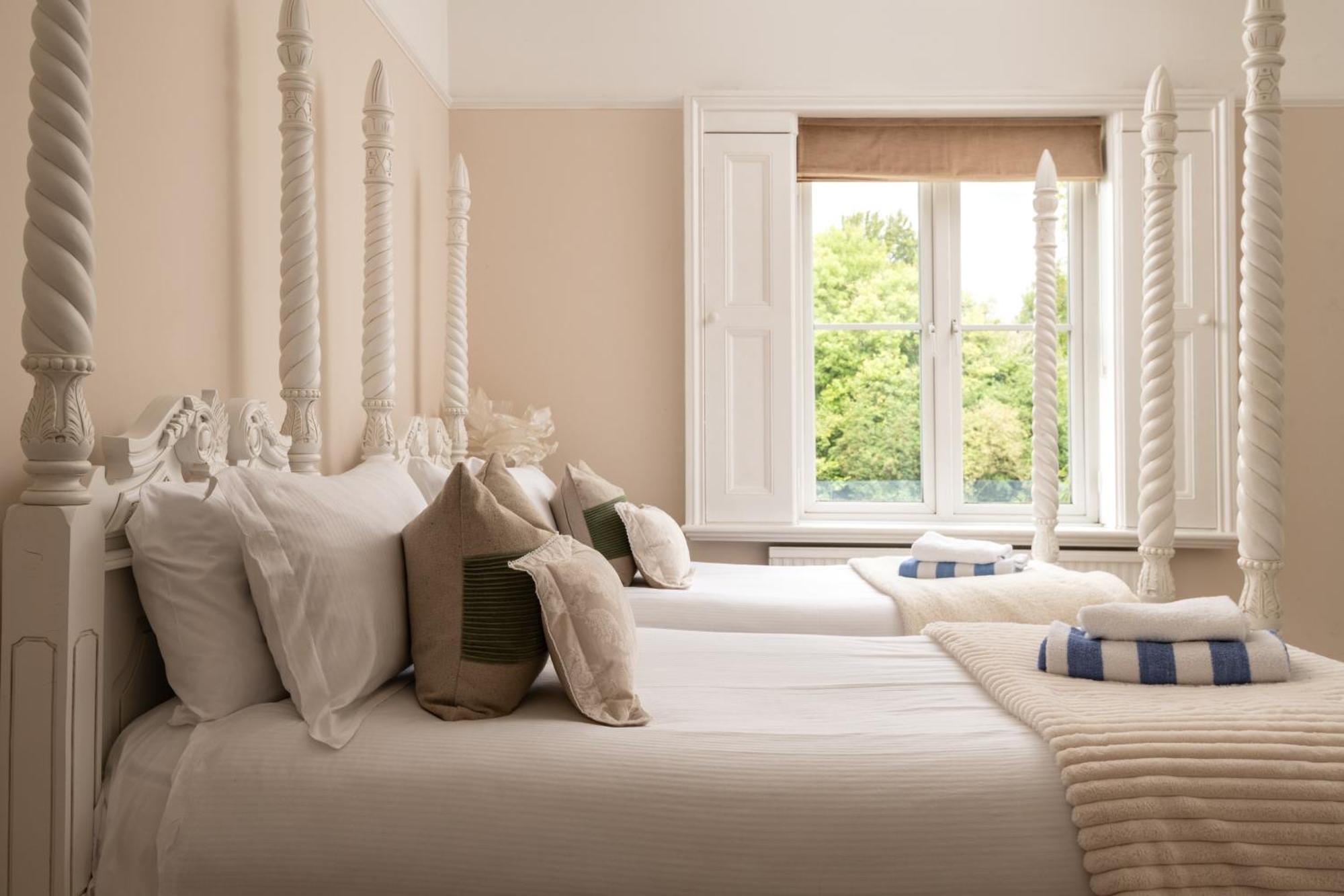 Vila Downwood Vineyard Manor In Idyllic Countryside Blandford Forum Exteriér fotografie