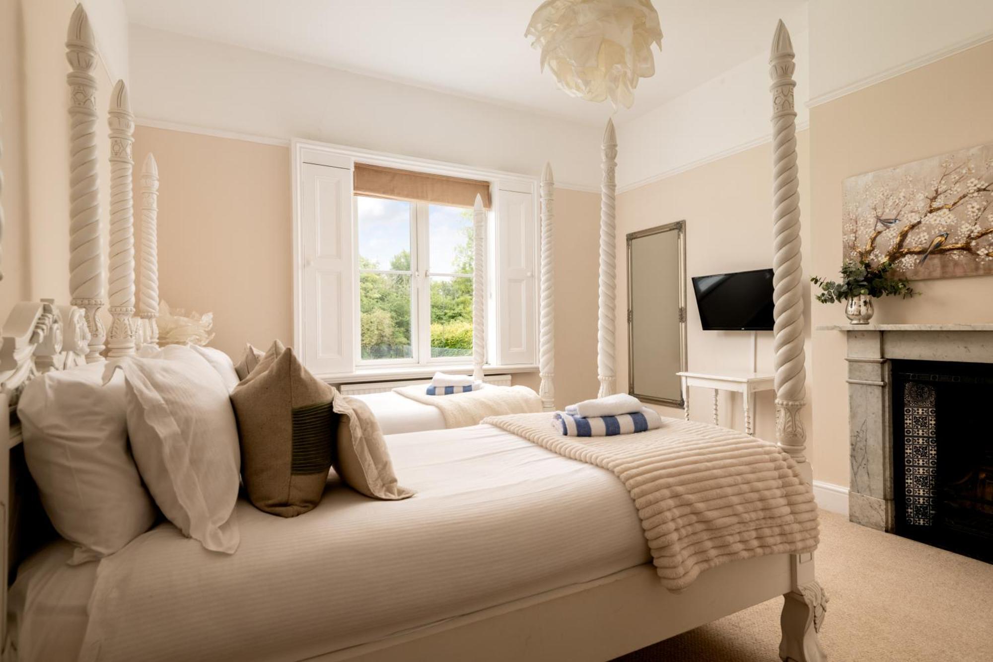 Vila Downwood Vineyard Manor In Idyllic Countryside Blandford Forum Exteriér fotografie