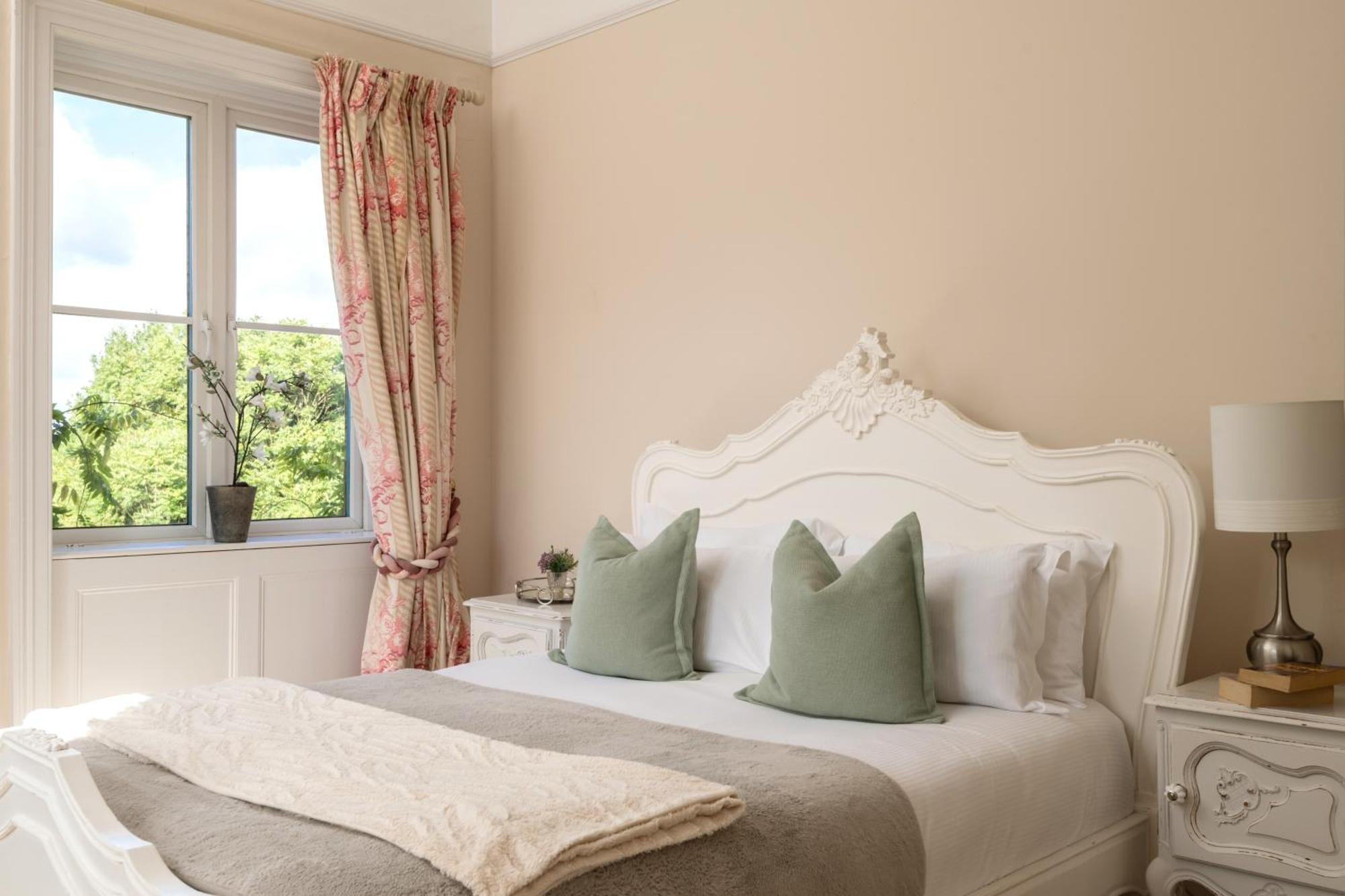 Vila Downwood Vineyard Manor In Idyllic Countryside Blandford Forum Exteriér fotografie