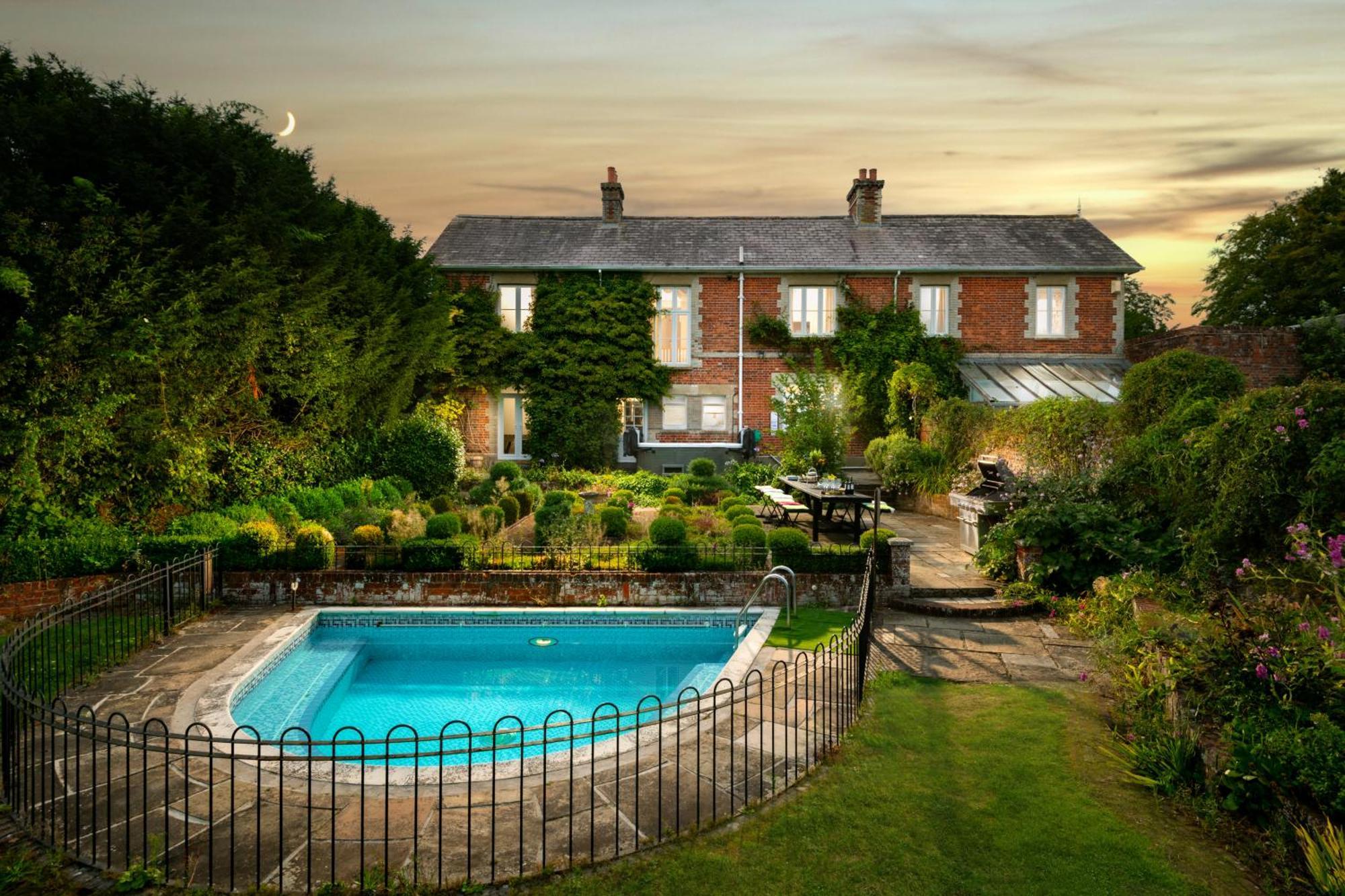 Vila Downwood Vineyard Manor In Idyllic Countryside Blandford Forum Exteriér fotografie