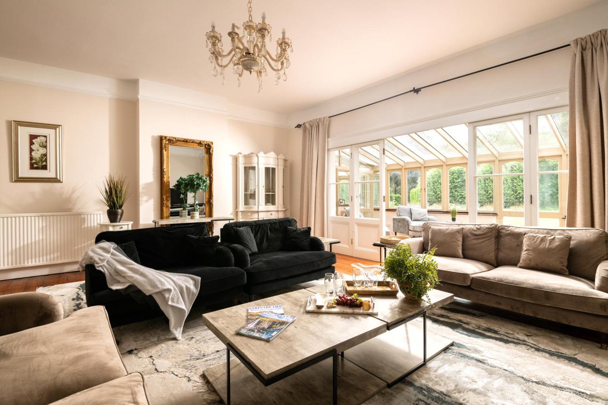Vila Downwood Vineyard Manor In Idyllic Countryside Blandford Forum Exteriér fotografie
